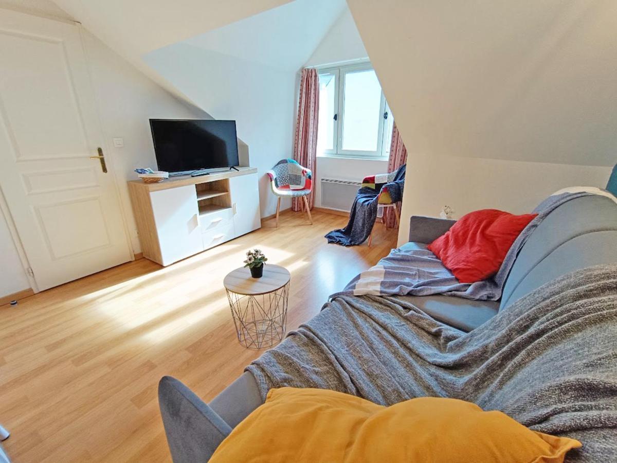 L'Esquiros, Studio, Centre Luchon, Casier A Skis, Wifi, Ascenseur, 3 Personnes Bagneres-de-Luchon Bagian luar foto